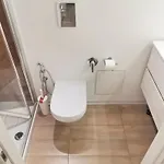 Kalefatis Apartament *